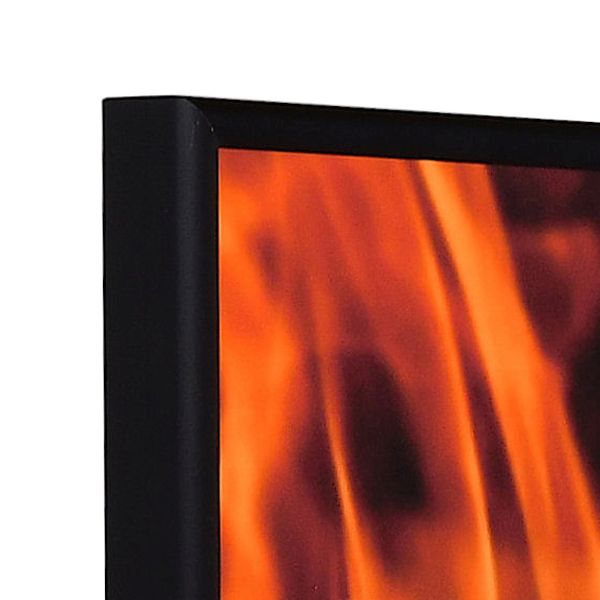 Vista de la esquina de un marco de protección contra incendios negro con un perfil semiredondo y aluminio anodizado